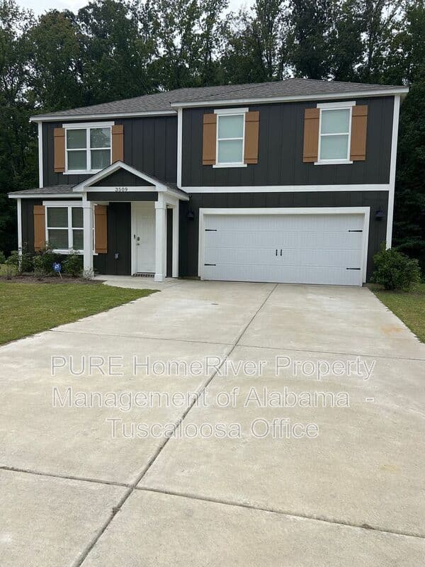 Northport House: 3509 Magnolia Hills Drive