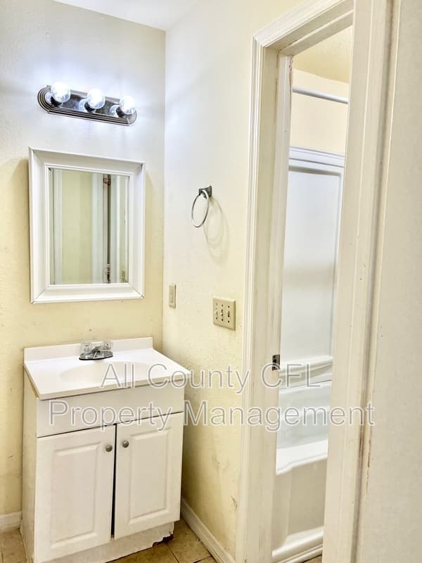 Kissimmee Condo: 401 Fountainhead Circle