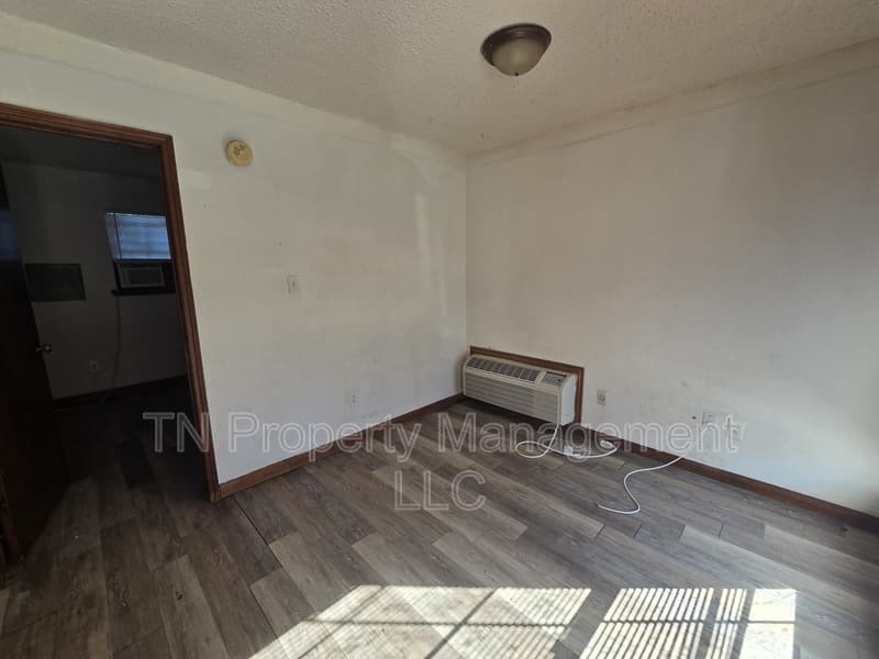 Lafayette Condo: 205 Rue Royale - D