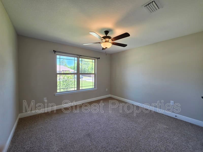 Milton House: 8839 Longmont Way