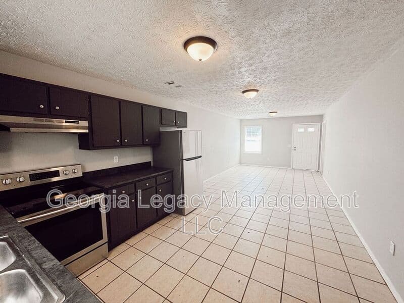 Cleveland House: 896 Campbell Street