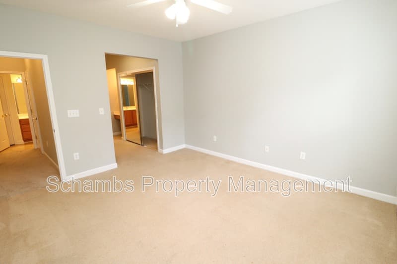 Apex Condo: 223 Eyam Hall Ln