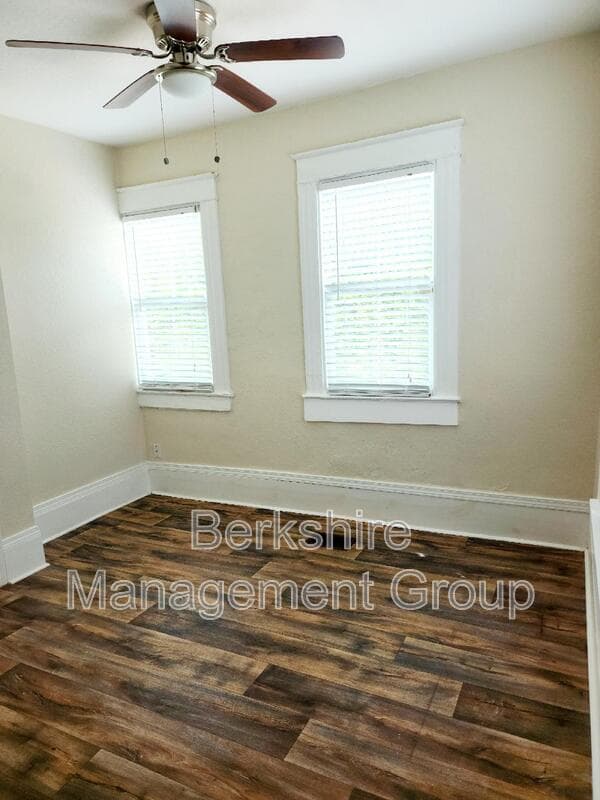 Lakeland Townhome: 118 S Lake Ave