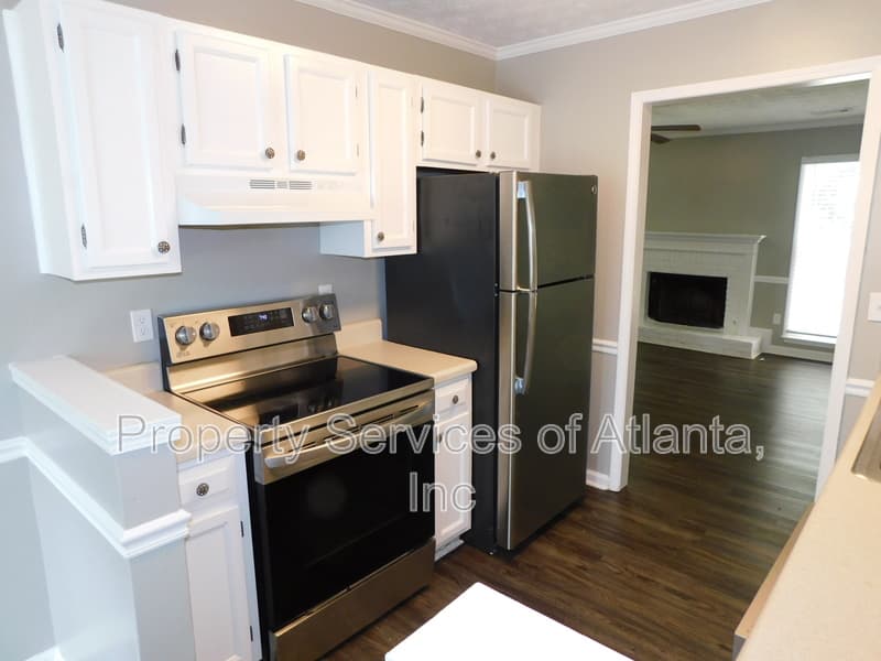 Marietta House: 2775 New South Dr