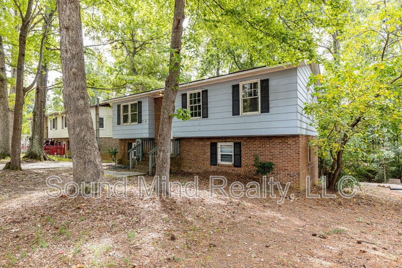 Raleigh House: 3112 Berry Court
