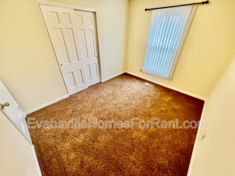 Evansville House: 4210 Keck Ave