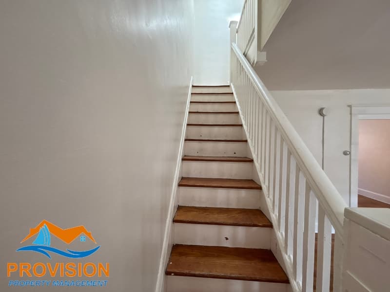 Dundalk Condo: 102 Ventnor Terrace