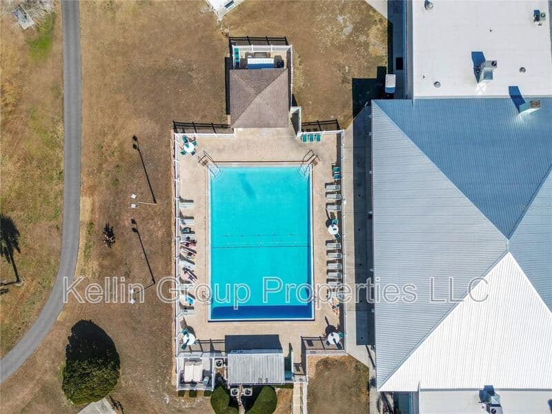 Lakeland House: 1706 Fox Hill Dr