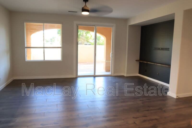 Chandler House: 1171 N Mason Dr