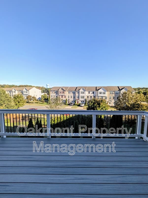 Fredericksburg House: 1322 Hudgins Farm Circle