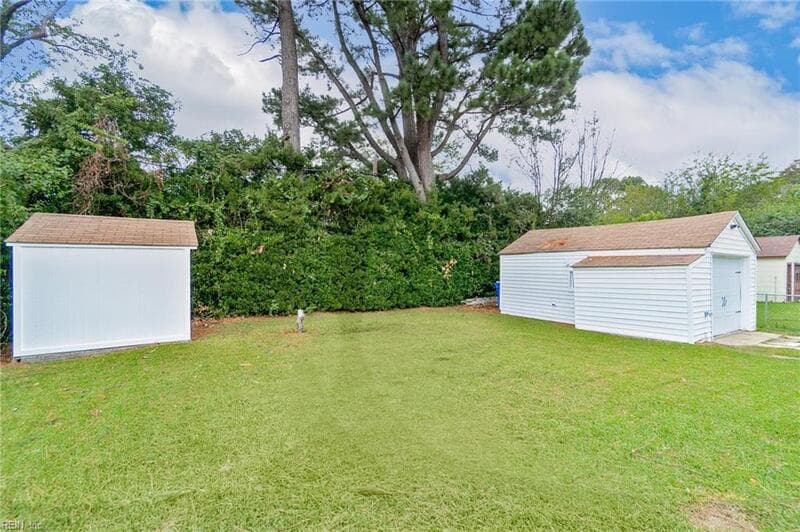Norfolk House: 218 Beechwood Avenue