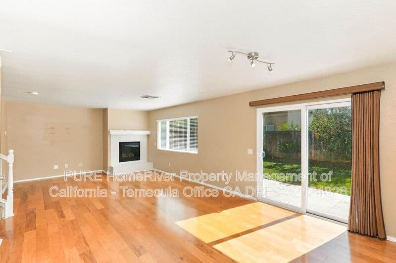 Murrieta House: 31931 Blanca Ct