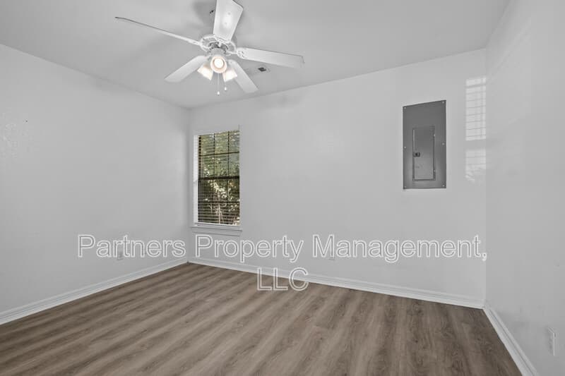 Fayetteville Condo: 1128 West Hendrix Street