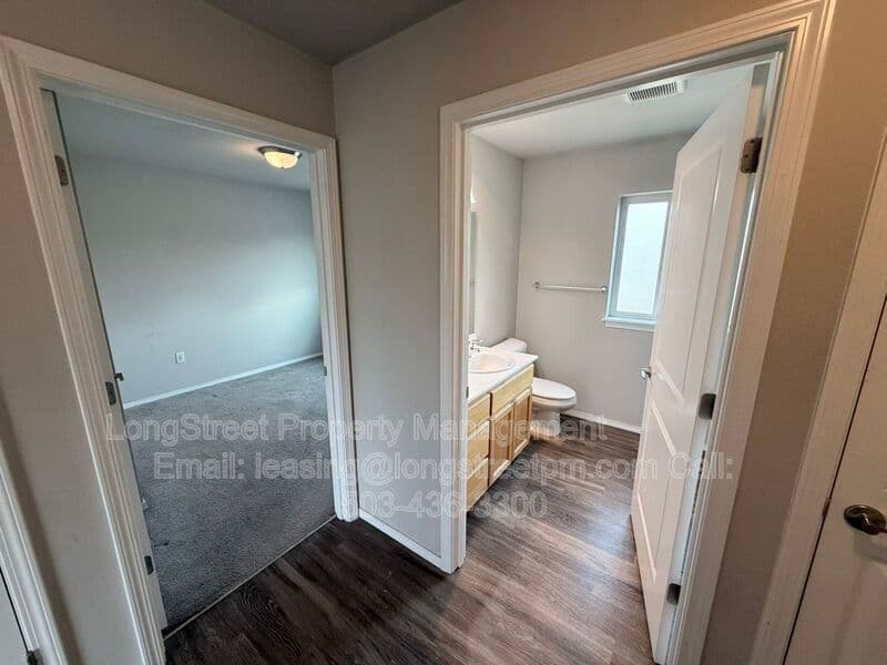 Keizer House: 3655 Pleasant View Dr NE