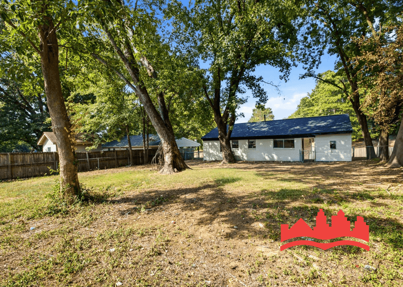 Horn Lake House: 2575 Eastbrook Dr