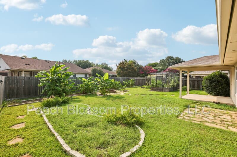 Round Rock House: 2656 Bradley Lane