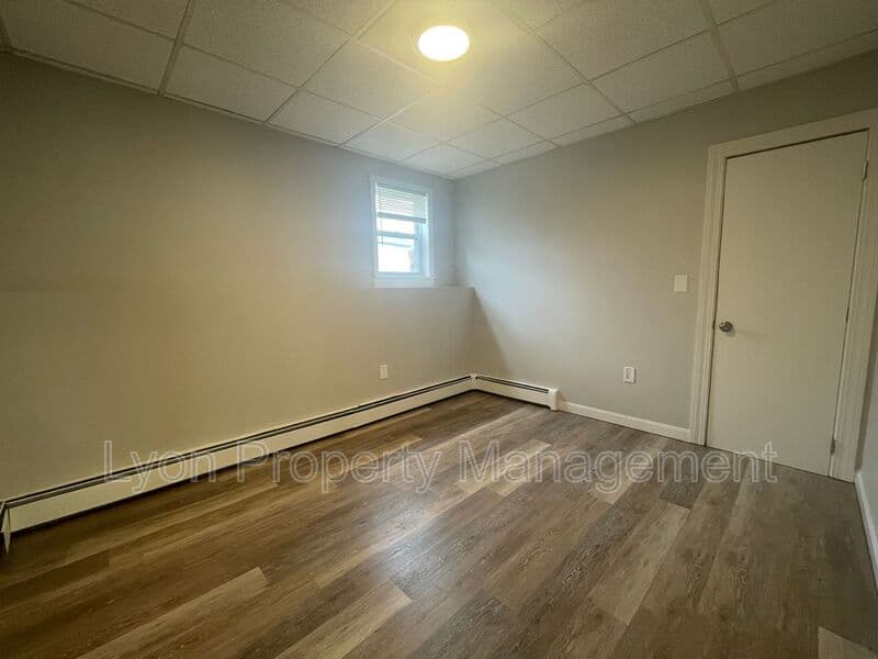 West Warwick House: 11 Prospect Hill Ave.