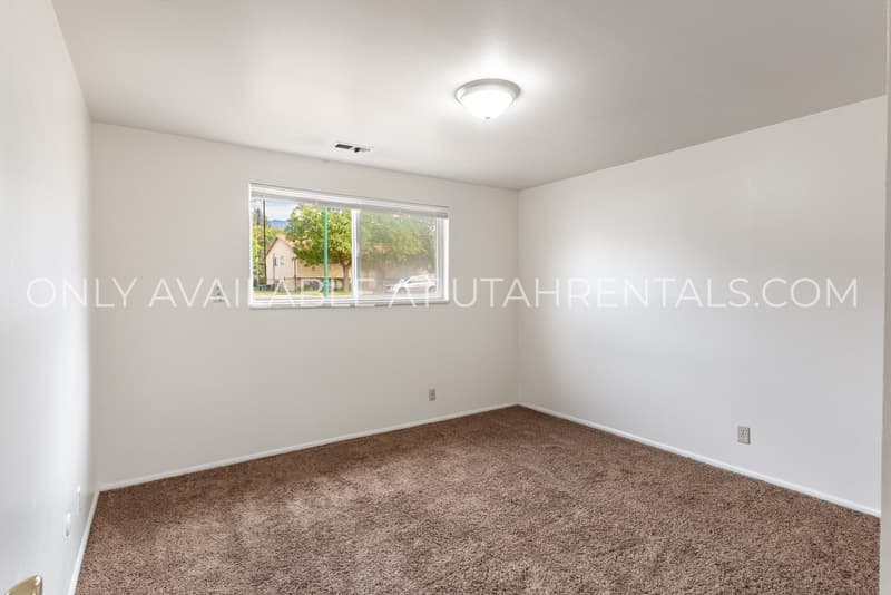 Orem Condo: 1052 S Virginia Cir