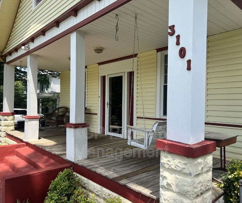Fort Smith House: 3101 Park Avenue