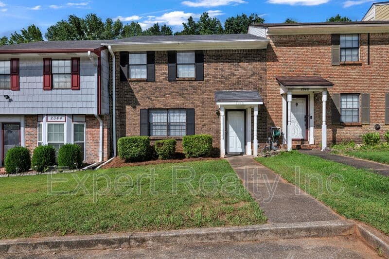 Birmingham House: 2346 Grayson Valley Circle