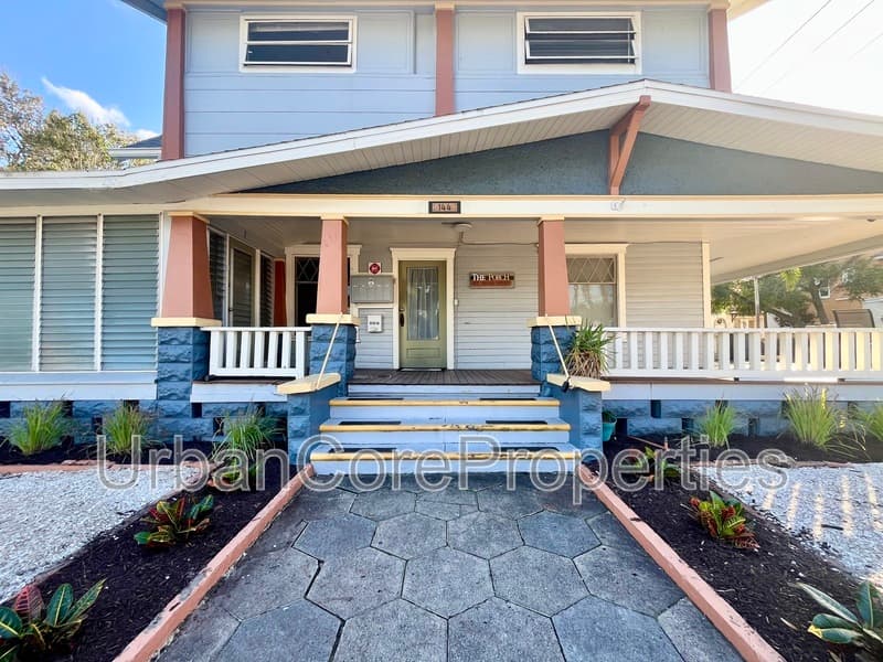 St. Petersburg Condo: 144 7th Ave N