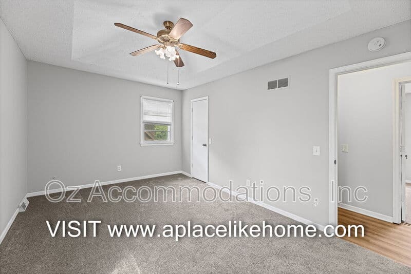 Olathe House: 1013 E. Layton Dr