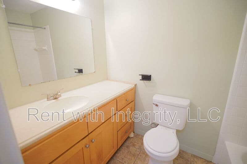 Tallahassee Condo: 2304 Hartsfield Court