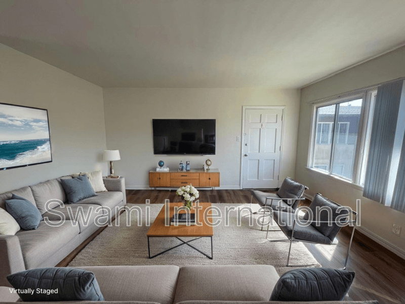 Inglewood Condo: 622 1/2 E. 97th