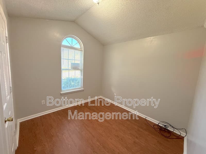 Charlotte House: 5441 Realtree Ln