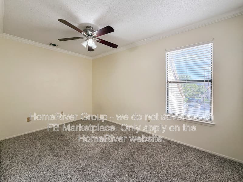 Austin Townhome: 8400 Jamestown Dr