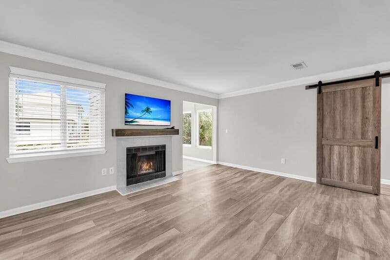 Mount Pleasant Condo: 266 Alexandra Dr