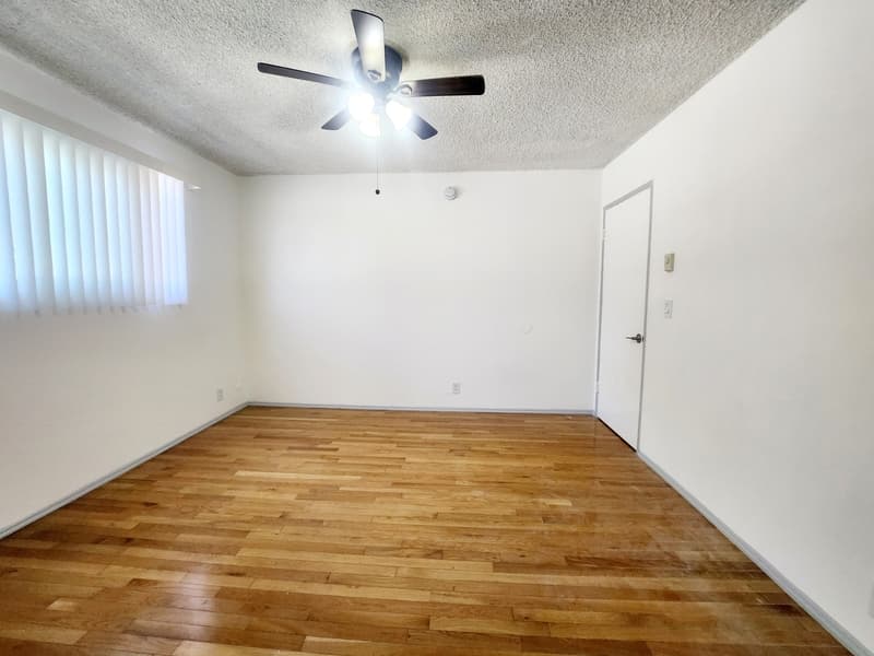 Los Angeles Condo: 425 North Hobart Blvd. - 109