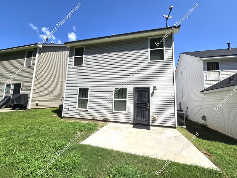 Atlanta House: 2330 Hackamore Dr