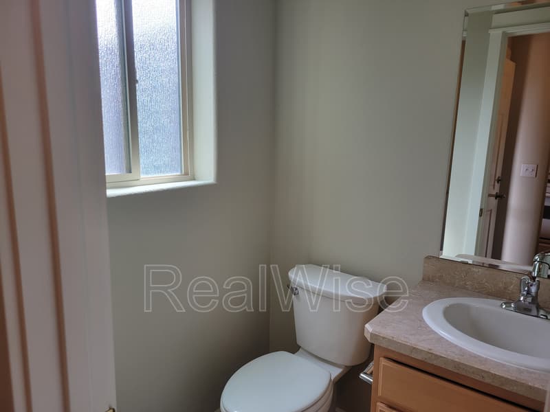 Redmond Townhome: 2478 SW Timber View Ct