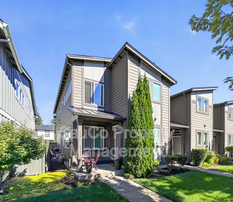 Hillsboro Townhome: 6433 Southeast Genrosa Street - 1