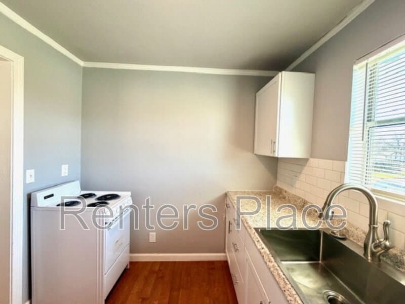 Tulsa Condo: 2915 East Easton Street