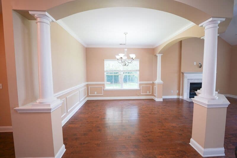 Richmond Hill House: 252 Cottonham Ct