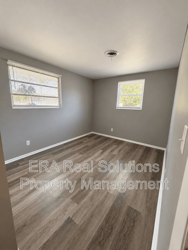 Columbus Condo: 3713 Dort Pl