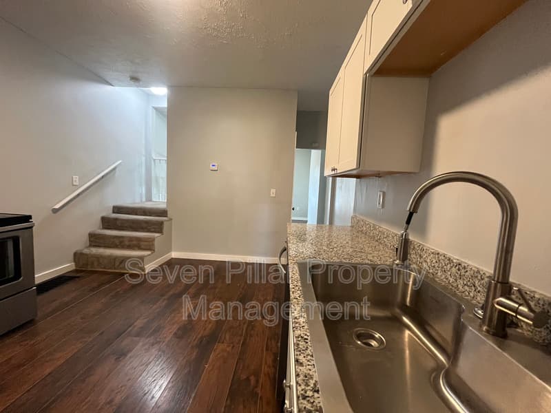 Columbus Condo: 114 Dana Ave