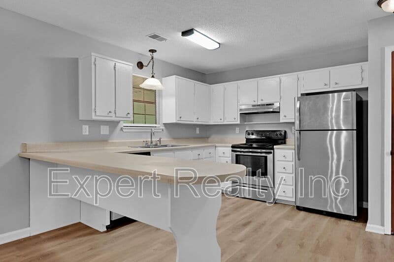 Birmingham House: 2346 Grayson Valley Circle