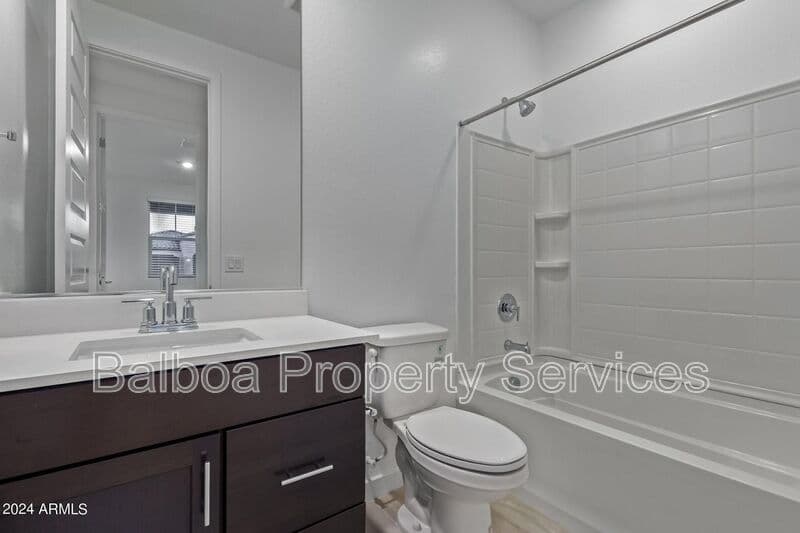 San Tan Valley House: 3063 E Hayfield Way
