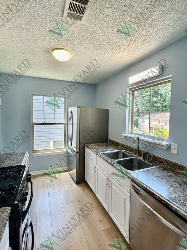 Smyrna Townhome: 1014 Falling Water Drive SE