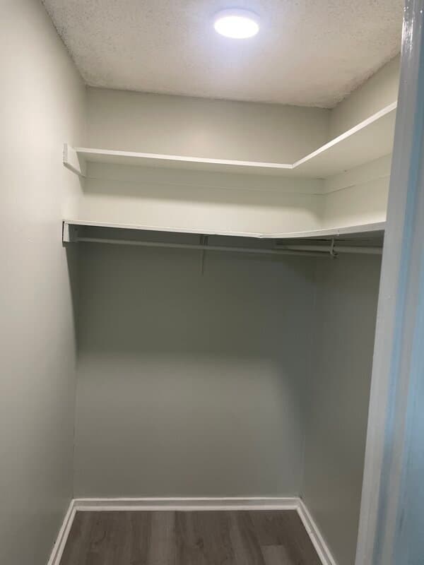 Columbia Condo: 1208 Bush River Rd