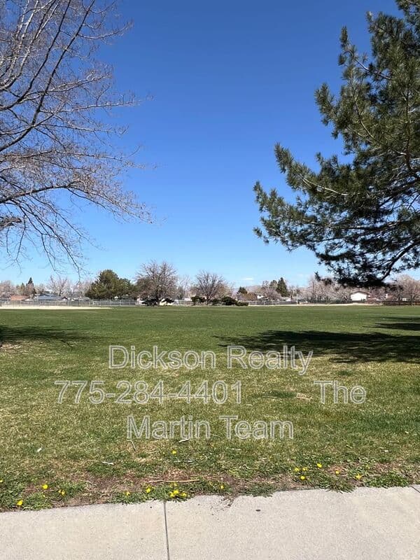 Reno House: 5020 Tahiti Way