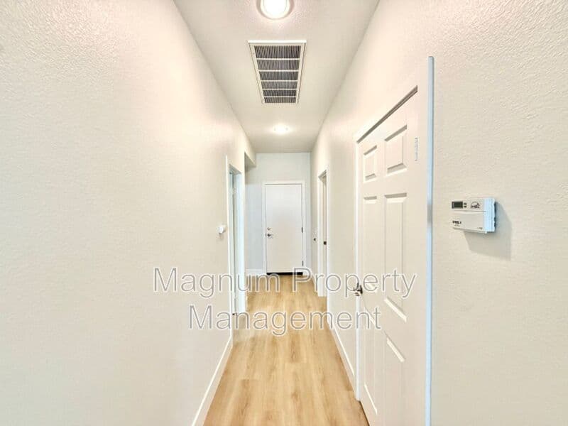 Temecula House: 46383 Vianne Ct