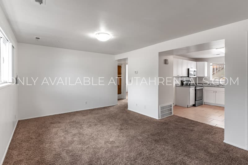 Orem Condo: 1052 S Virginia Cir