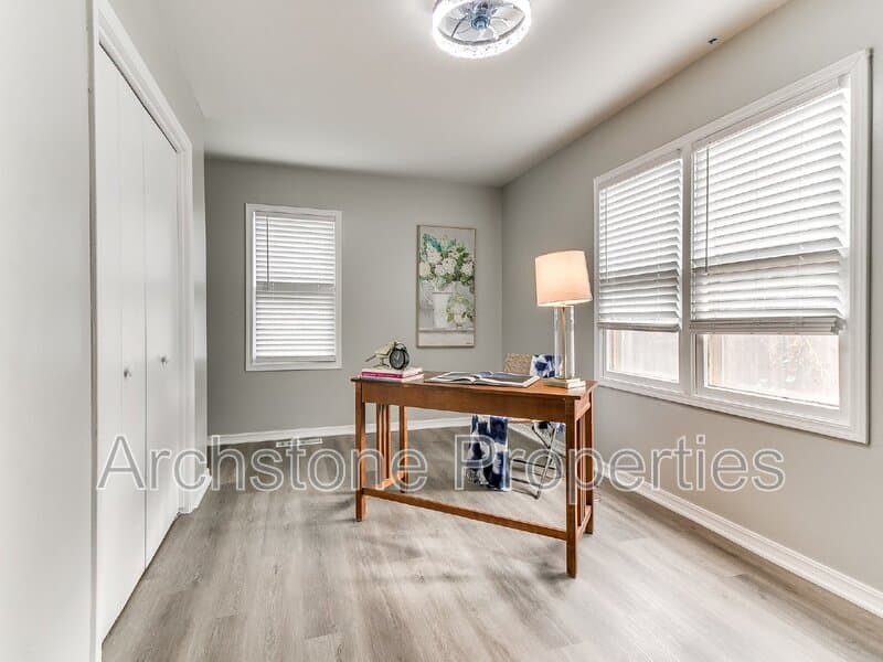 Oklahoma City House: 2617 Northwest 37th Street