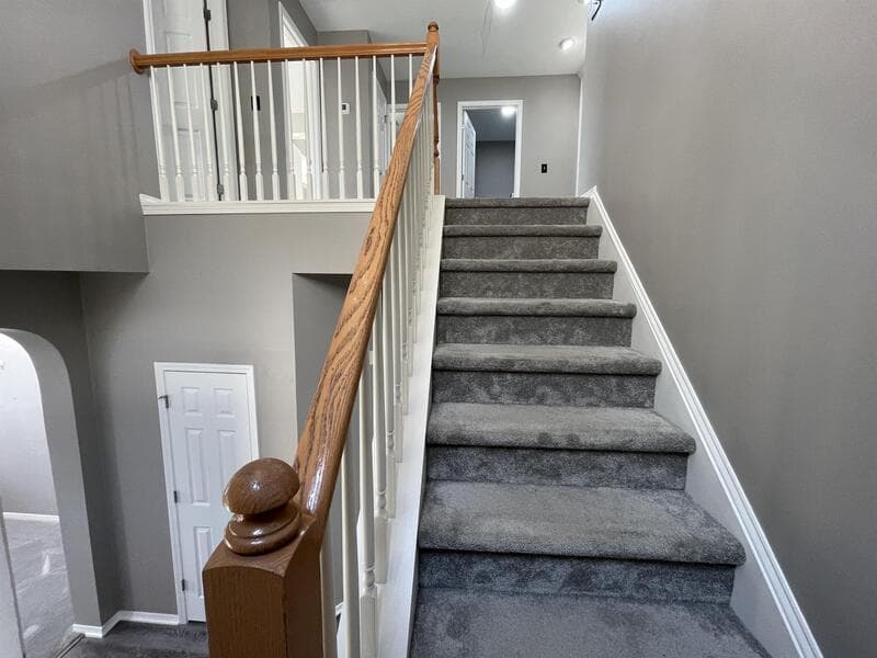 Raleigh House: 8217 Beaded Stone Street