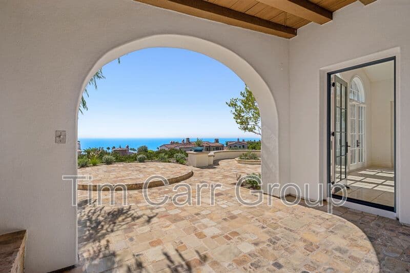 Newport Coast House: 28 Cliffhouse Bluff