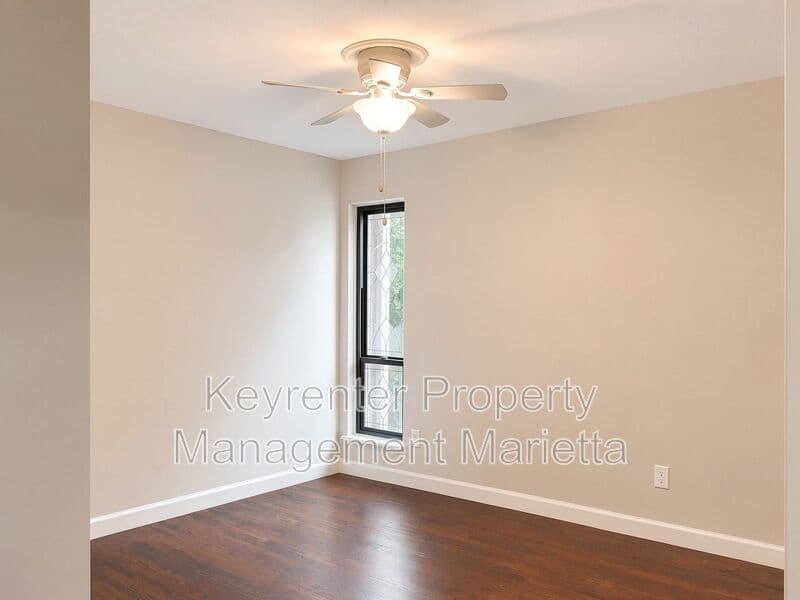 Decatur House: 510 Ponce De Leon Avenue